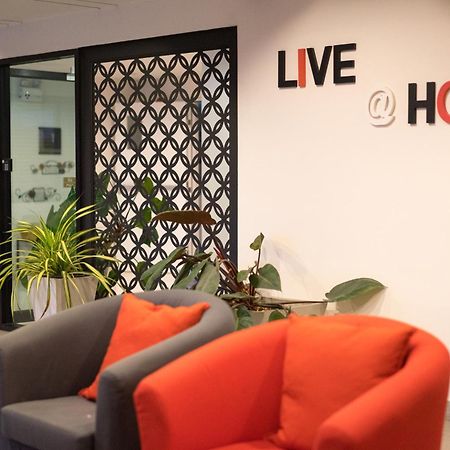 Live At Home Sukhumvit 105 Bangkok Extérieur photo